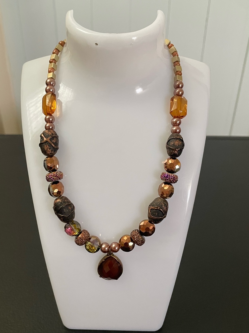 Brown Faceted Pendant Beaded Necklace for Women